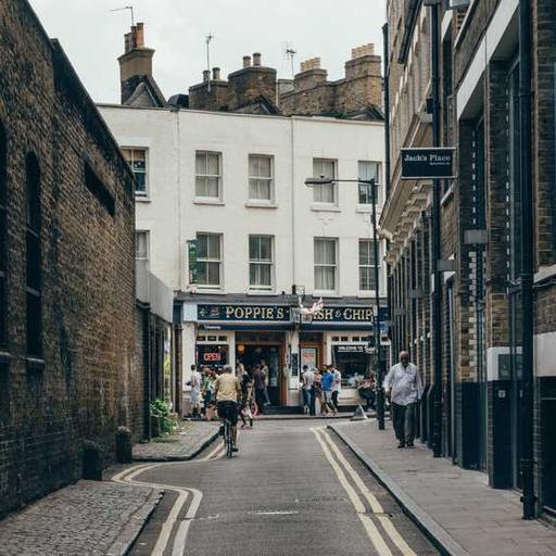 Menyelami Keindahan Laut Dangkal di Tepi Nusantara